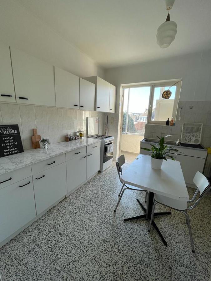 Appartement Dans Un Beau Quartier A Anderlecht Brüksel Dış mekan fotoğraf
